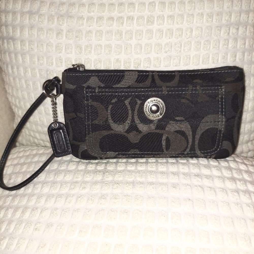 Coach Signature Black & Grey Large Wrislet - Picture 5 of 12
